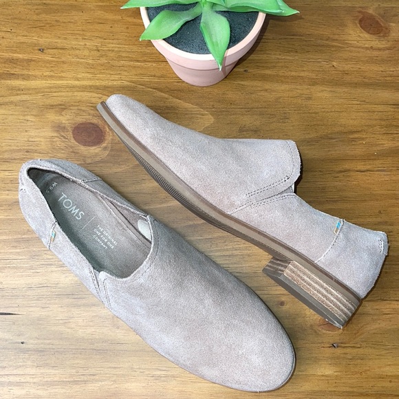 Toms Shoes - Toms Suede Shaye Low Taupe Gray Loafers Sz 9.5